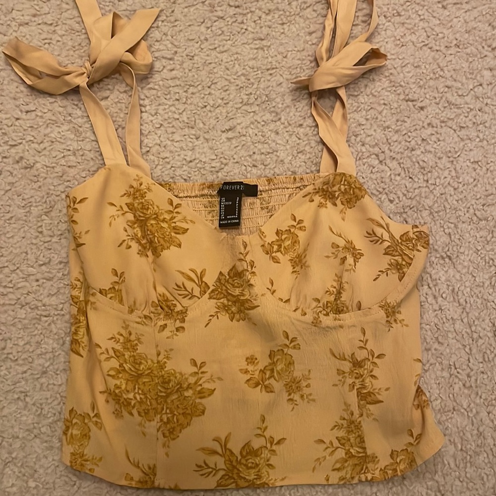 Golden Flower Going Out Crop Top